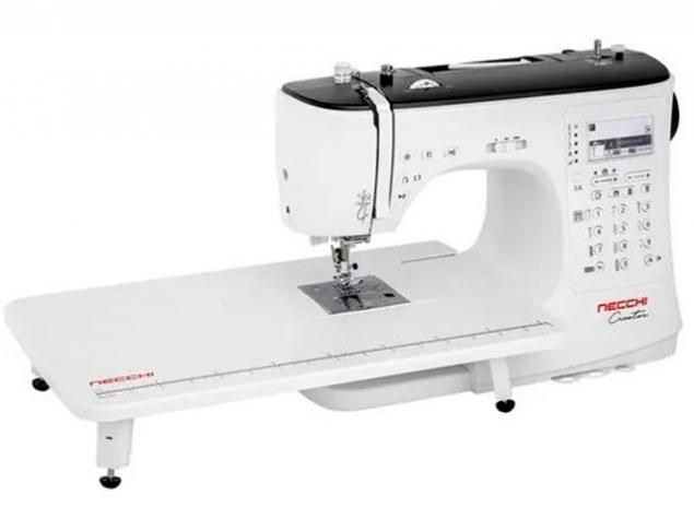 Швейная машинка Necchi NC-205D